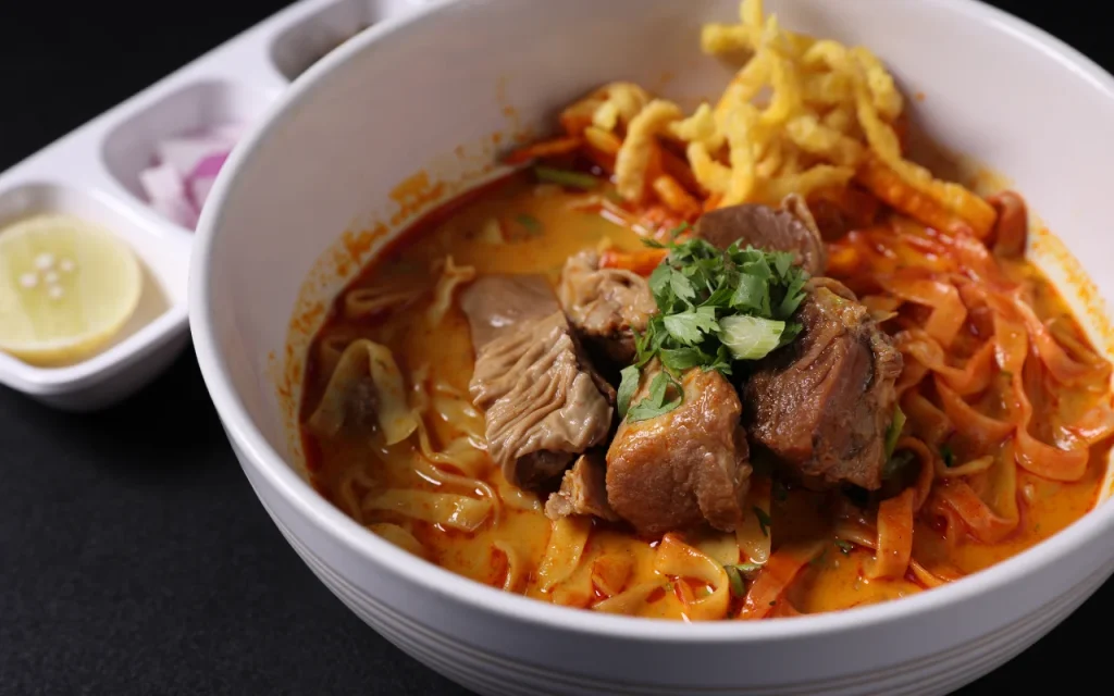 ข้าวซอยเนื้อ