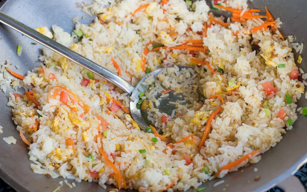 วิธีทำข้าวผัดไข่ง่าย ๆ