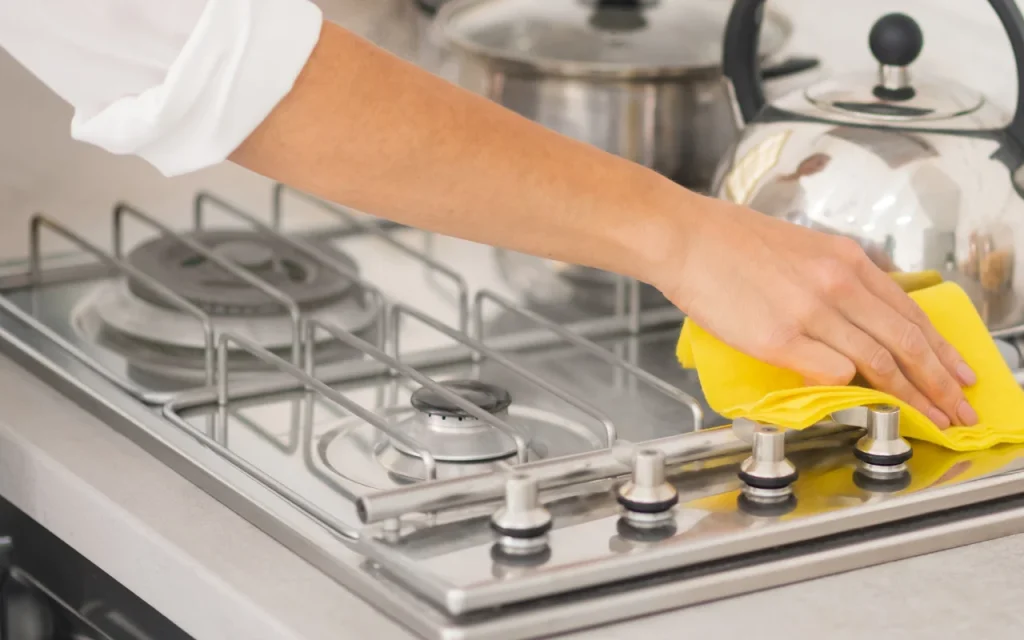 เช็ดคราบบนเตา