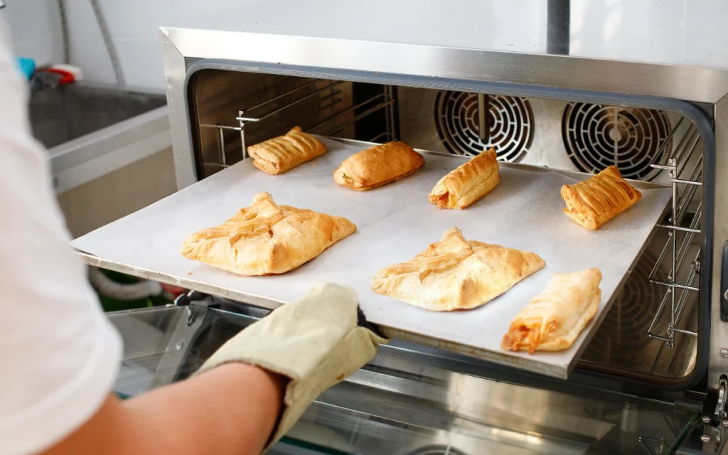 เตาอบทำเบเกอรี่