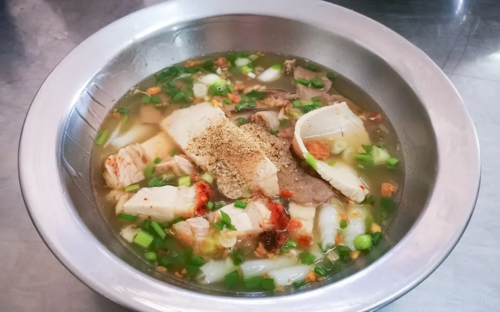 ก๋วยจั๊บน้ำใส